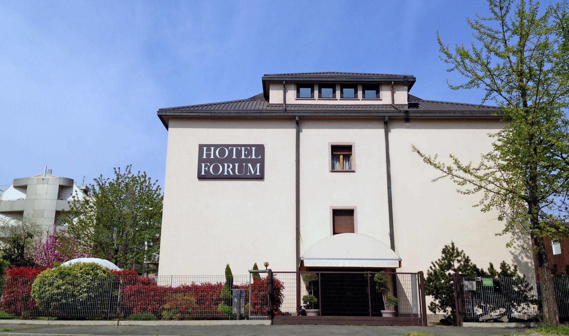 Hotel Forum Rozzano Buitenkant foto